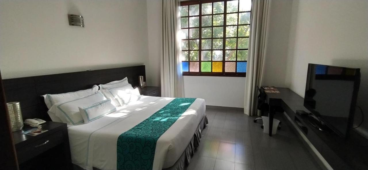 Hotel Union Girardot Eksteriør billede