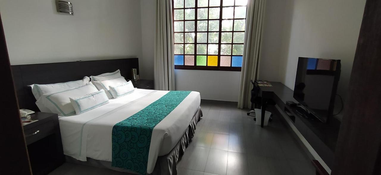 Hotel Union Girardot Eksteriør billede