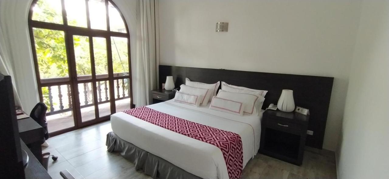 Hotel Union Girardot Eksteriør billede